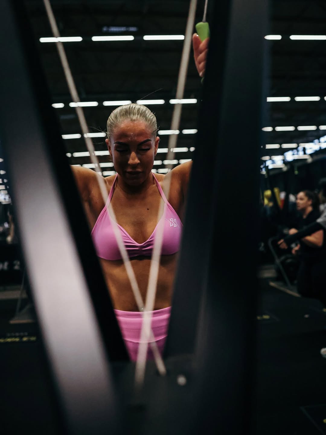 Extreme Bra – Hot Pink